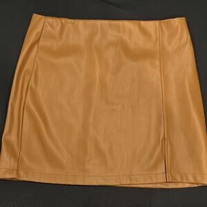 Women’s Double Zero Faux Leather Mini Skirt Large